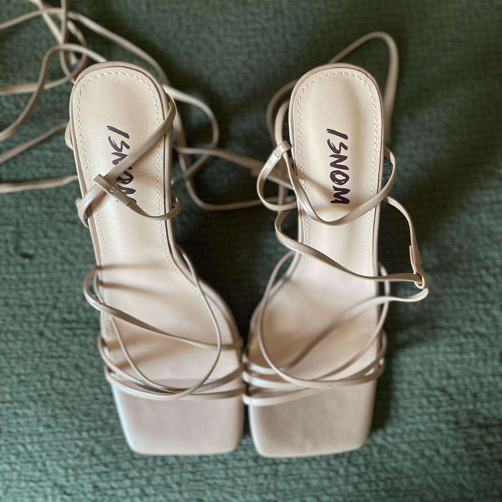 Women's Cream Strappy Sandals
